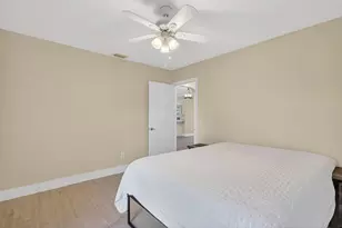 320 NE Surfside Ave, Port Saint Lucie, FL 34983 - Photo 29