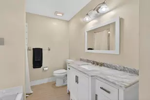 320 NE Surfside Ave, Port Saint Lucie, FL 34983 - Photo 23