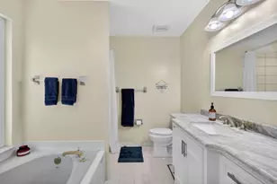 320 NE Surfside Ave, Port Saint Lucie, FL 34983 - Photo 31