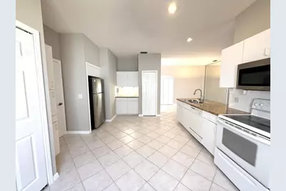 988 NW Tuscany Drive, Port Saint Lucie, FL 34986 - Photo 11