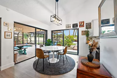 2805 Cuyahoga Lane, West Palm Beach, FL 33409 - Photo 9