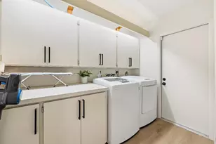 2805 Cuyahoga Ln, West Palm Beach, FL 33409 - Photo 23