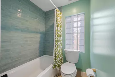 1222 Rose Gate Boulevard, Riviera Beach, FL 33404 - Photo 27