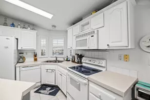 3012 5 Iron Dr, Port Saint Lucie, FL 34952 - Photo 9