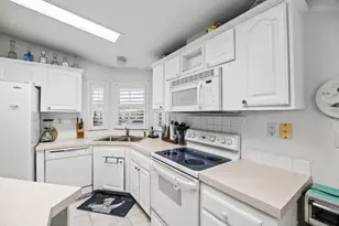 3012 5 Iron Dr, Port Saint Lucie, FL 34952 - Photo 9