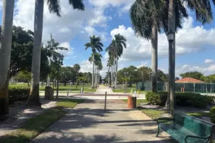 516 Sabal Palm Dr, West Palm Beach, FL 33403 - Photo 37