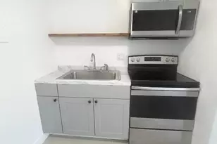 531 S C St, Lake Worth Beach, FL 33460 - Photo 3