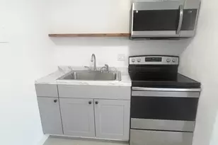 531 S C St, Lake Worth Beach, FL 33460 - Photo 3