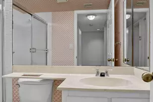 10837 W Clairmont Cir, Tamarac, FL 33321 - Photo 17