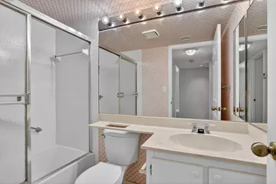 10837 W Clairmont Circle #208, Tamarac, FL 33321 - Photo 15