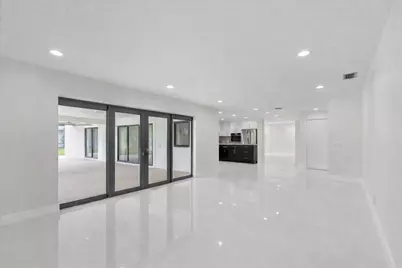 516 Muirfield Drive, Atlantis, FL 33462 - Photo 13