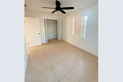 735 Selkirk St Street, West Palm Beach, FL 33405 - Photo 9