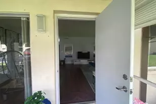 3526 La Palmas Ct, Greenacres, FL 33463 - Photo 9