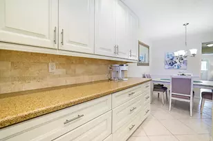 340 Main Blvd, Boynton Beach, FL 33435 - Photo 11