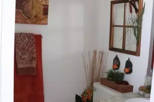 168 Burgundy, Delray Beach, FL 33484 - Photo 11