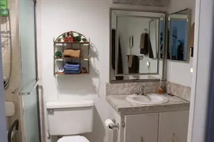 168 Burgundy, Delray Beach, FL 33484 - Photo 17