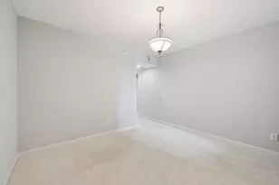 2650 Lake Shore Dr, Riviera Beach, FL 33404 - Photo 23