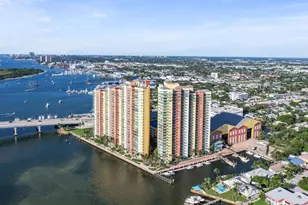 2650 Lake Shore Dr, Riviera Beach, FL 33404 - Photo 33