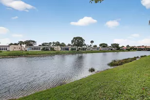 124 Lake Evelyn Dr, West Palm Beach, FL 33411 - Photo 19