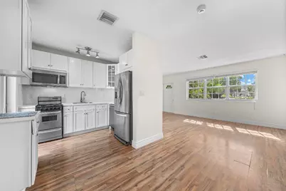 5401 Prairie Trail, West Palm Beach, FL 33405 - Photo 9