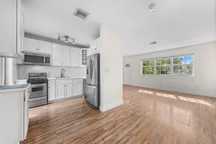 5401 Prairie Trail, West Palm Beach, FL 33405 - Photo 9