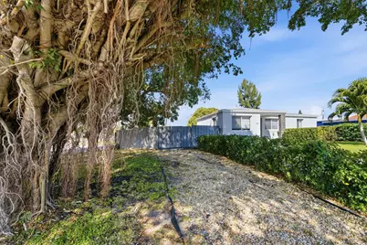 233 NW 6th Avenue, Boynton Beach, FL 33435 - Photo 33