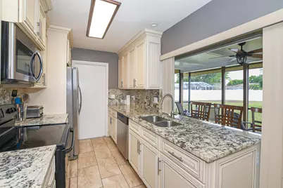 610 NW Marion Avenue, Port Saint Lucie, FL 34983 - Photo 3