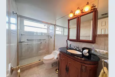 3581 S Ocean Boulevard #7e, South Palm Beach, FL 33480 - Photo 9