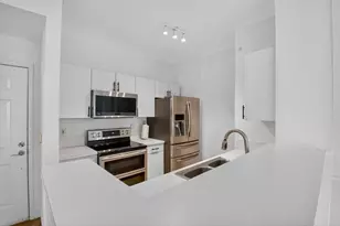 630 S Sapodilla Ave, West Palm Beach, FL 33401 - Photo 9