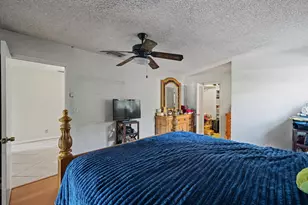 8231 NW 6th Ct, Coral Springs, FL 33071 - Photo 13