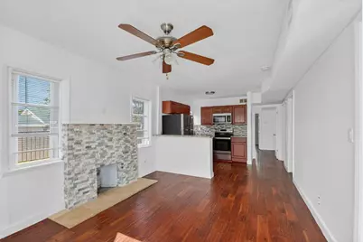 1011 W Lakewood Road, West Palm Beach, FL 33405 - Photo 1