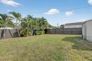 1011 W Lakewood Rd, West Palm Beach, FL 33405 - Photo 27