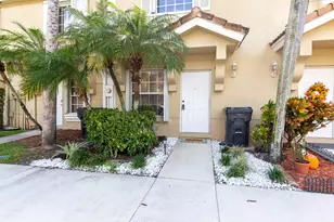 6916 Crooked Fence Dr, Lake Worth, FL 33467 - Photo 1