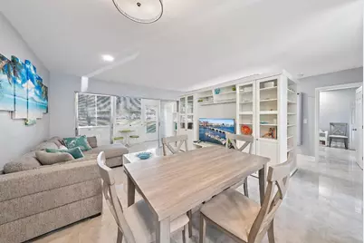 725 Lori Drive #111, Palm Springs, FL 33461 - Photo 7