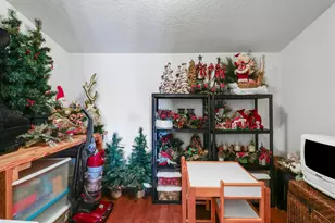 3055 NW Stoney Creek Ave, Jensen Beach, FL 34957 - Photo 27