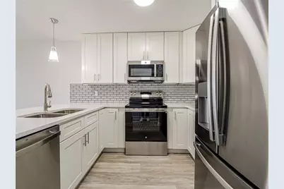 26 Plantation Drive #202, Vero Beach, FL 32966 - Photo 3