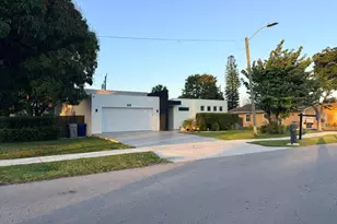 2321 NW 3rd St, Pompano Beach, FL 33069 - Photo 1