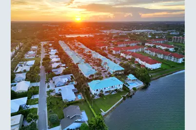 160 Barefoot Cove, Hypoluxo, FL 33462 - Photo 29