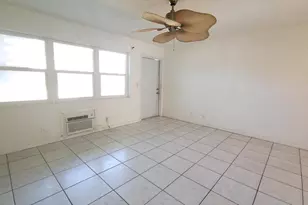 23 Kingswood B, West Palm Beach, FL 33417 - Photo 3