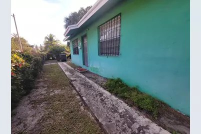 4901 Spruce Avenue SE, West Palm Beach, FL 33407 - Photo 31