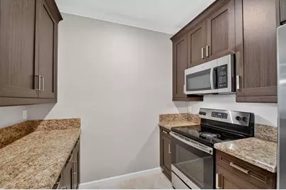 5810 Monterra Club Drive, Lake Worth, FL 33463 - Photo 9