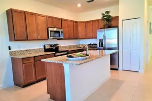 10036 W Villa Cir, Vero Beach, FL 32966 - Photo 5