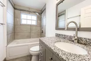 252 Moccasin Trail W, Jupiter, FL 33458 - Photo 19