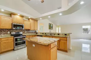 2085 SW Aladdin St, Port Saint Lucie, FL 34953 - Photo 9