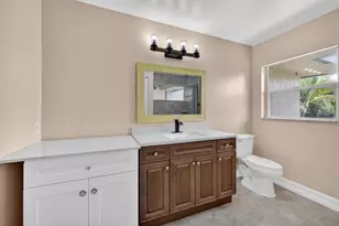 3239 NW 44th St, Oakland Park, FL 33309 - Photo 17