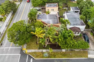 735 Colonial Rd, West Palm Beach, FL 33405 - Photo 3