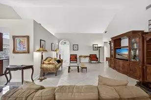 2347 Saratoga Bay Dr, West Palm Beach, FL 33409 - Photo 15