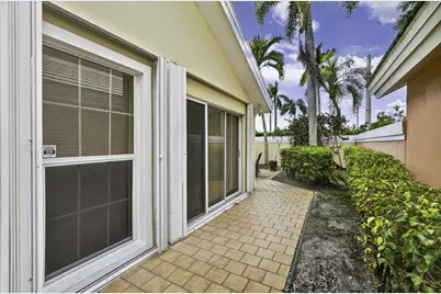 2347 Saratoga Bay Drive, West Palm Beach, FL 33409 - Photo 49
