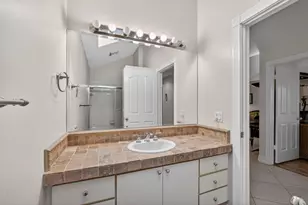 2347 Saratoga Bay Dr, West Palm Beach, FL 33409 - Photo 37