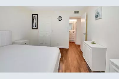 704 Saxony O, Delray Beach, FL 33446 - Photo 23